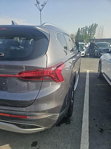 4 100 р16: Hyundai Santa Fe: 2021 г., Автомат, Внедорожник — 5