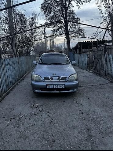 Daewoo Lanos: 2009 г., 1.5 л, Механика, Бензин, Седан