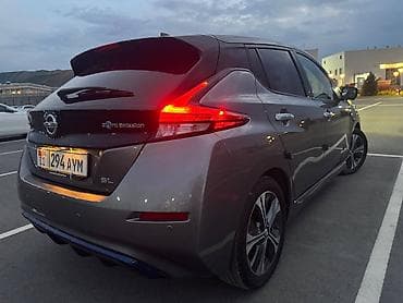 Продажа авто: Nissan Leaf: 2019 г., Электромобиль, Лифтбек — 6