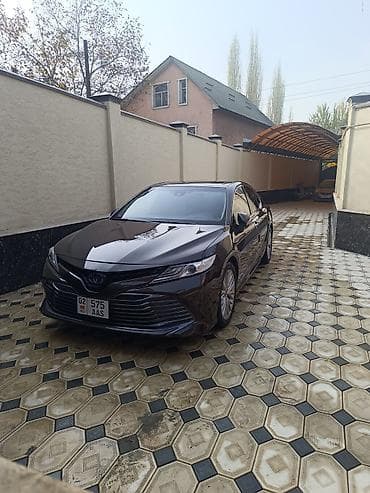 volvo volva: Toyota Camry: 2018 г., Автомат, Гибрид, Седан — 5