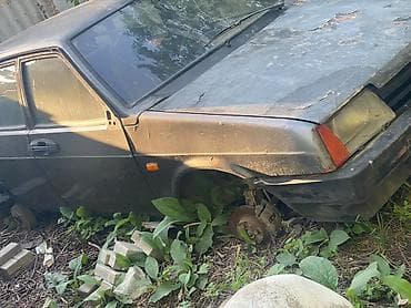 12 300: ВАЗ (ЛАДА) 21099: 1992 г., Седан — 8