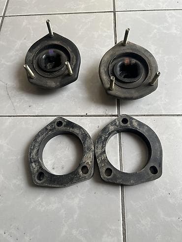 опоры амортизатора: Опорная подушка амортизатора Toyota — 2