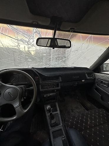 626: Mazda 626: 1989 г., 2 л, Механика, Бензин, Седан — 5