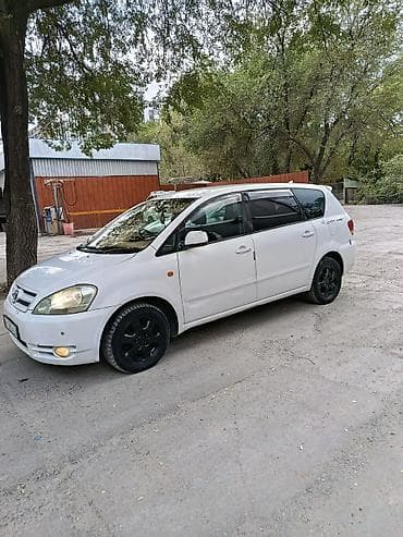 Toyota: Toyota Ipsum: 2002 г., 2.4 л, Автомат, Бензин, Минивэн — 7