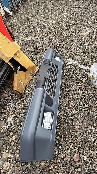 audi b4: Бампер — 4