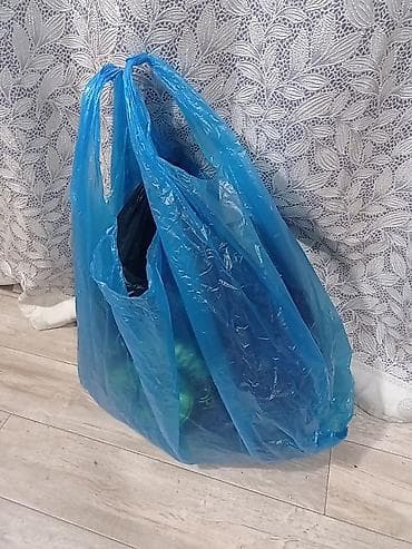 Женские теплые вещи разных размеров. Цена за пакет 500с. Самовывоз из