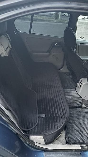 Продажа авто: Nissan Primera: 2000 г., 1.8 л, Механика, Бензин, Хэтчбэк — 6