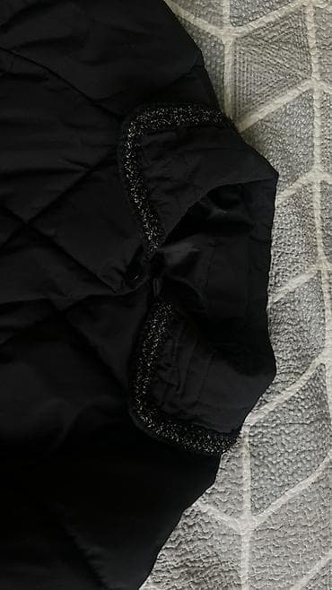пошив верхней одежды: Стёганое женское пальто/куртка черного цвета. - Прямой силуэт, длина — 2