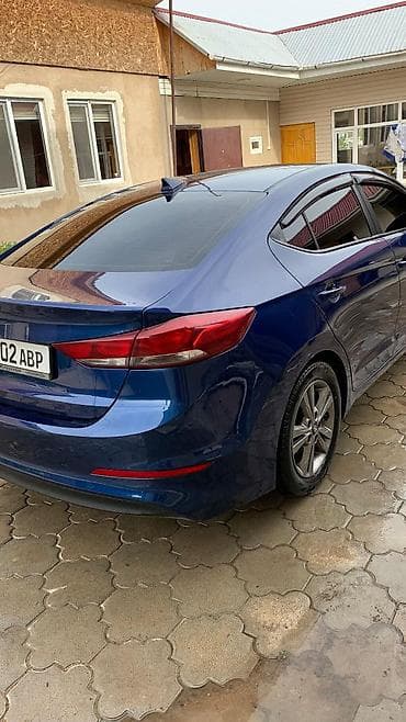 mersedes bens 210: Hyundai Elantra: 2018 г., 2 л, Бензин, Седан — 5