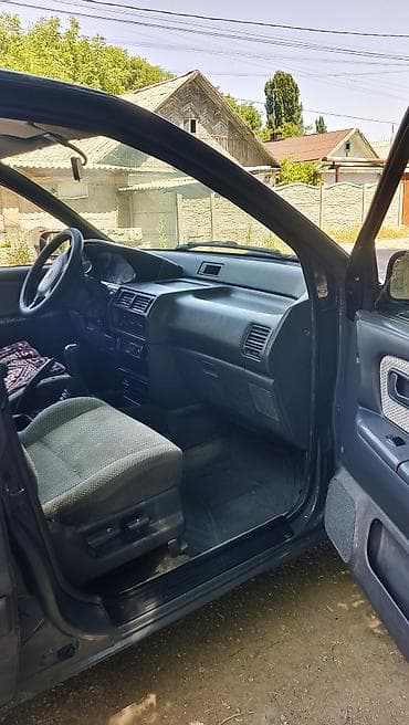 суррон цена: Mitsubishi Space Wagon: 1999 г., Механика, Бензин, Минивэн — 6
