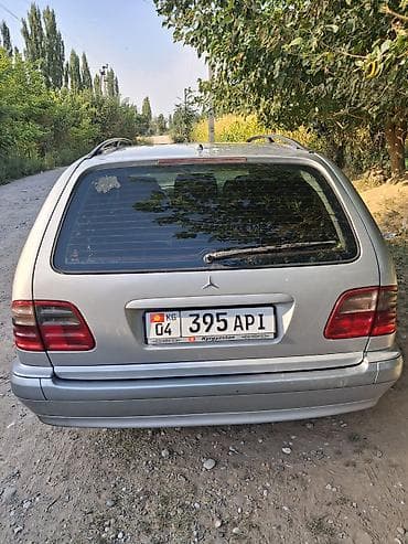 блок е34: Mercedes-Benz E-Class: 2002 г., 2.2 л, Автомат, Дизель, Универсал — 4