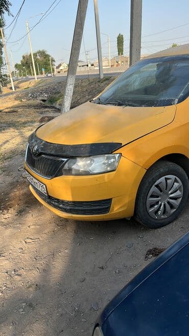 обмен машинами с доплатой: Skoda Rapid: 2015 г., 1.6 л, Автомат, Бензин, Седан — 4