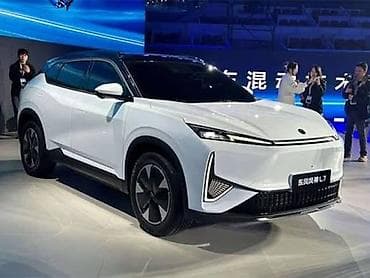 wuling mini ev: Dongfeng : 2025 г., Автомат, Гибрид, Кроссовер — 3
