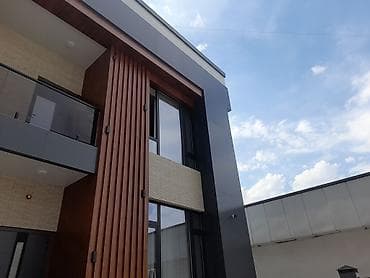кафель кант: Фасадные работы с применением HPL-панелей и планкена - Современная — 3