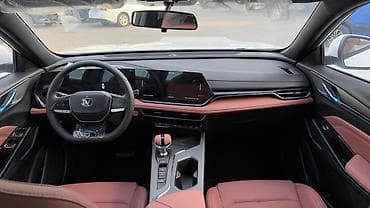 бивайди е5: Changan X5 Plus: 2025 г., 1.5 л, Автомат, Бензин, Кроссовер — 10