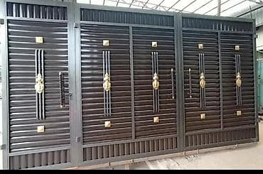 жыгач дарбаза: Распашные ворота темного цвета с горизонтальными ламелями — 4