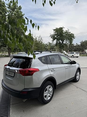 Toyota RAV4: 2014 г., 2.5 л, Автомат, Бензин, Кроссовер — 3