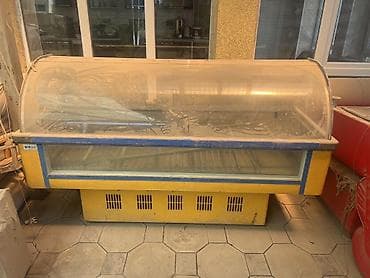 Холодильная витрина (бонета) с выгнутым стеклом - Тип: холодильная