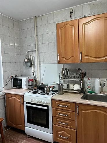 center: 3 комнаты, 58 м², 104 серия, 2 этаж, Старый ремонт — 4