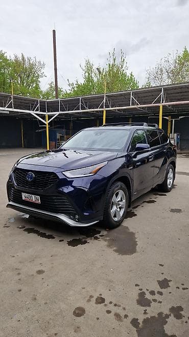 Toyota Highlander: 2021 г., 2.5 л, Вариатор, Гибрид, Кроссовер