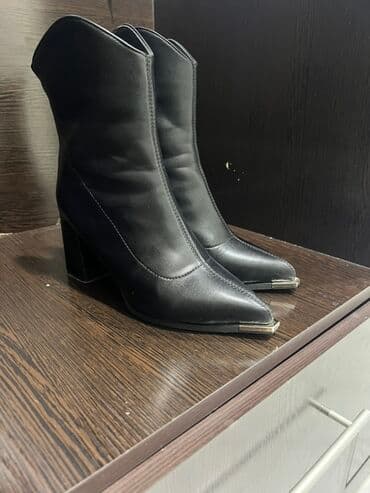 фирменная обувь из италии: Продаю свою обувь, носила всего на один выход. Покупала намного — 4