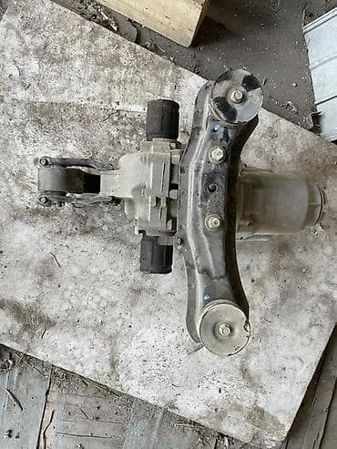 Глушители: Задний редуктор Honda — 2