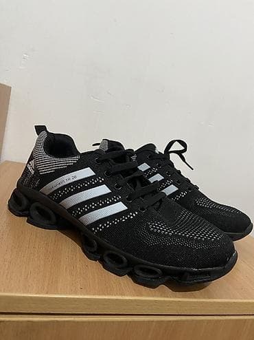 обувь 39 40: Мужские кроссовки, 42.5, Adidas, Новый, цвет - Черный, Самовывоз — 3