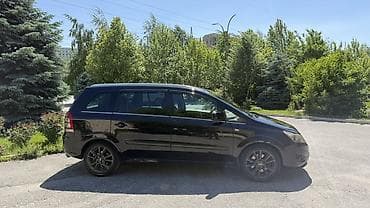 opel astra gtc: Opel Zafira: 2009 г., 1.9 л, Автомат, Дизель, Минивэн — 2