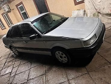 audi rs3: Volkswagen Passat: 1989 г., Седан — 1