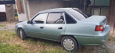 баа: Daewoo Nexia: 2009 г., Кол менен иштөөчү, Бензин, Седан — 4