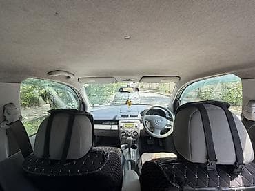 Mazda Demio: 2002 г., 1.3 л, Автомат, Бензин, Хетчбек — 7