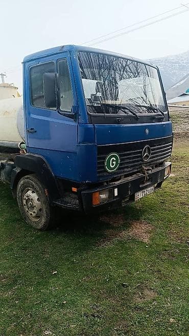 vip razbor: Ассенизатор, Mercedes-Benz, 7 м3 — 5