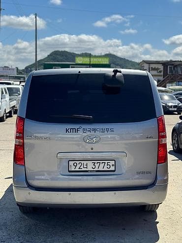 Hyundai Starex: 2020 г., 2.5 л, Автомат, Дизель, Минивэн — 5