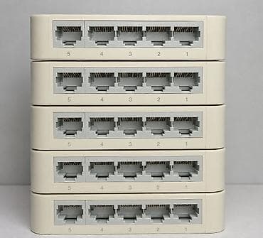 Модемы и сетевое оборудование: Коммутаторы 5 портовые TP-Link TL-SF1005D 10/100 мбит/сек б\у — 1