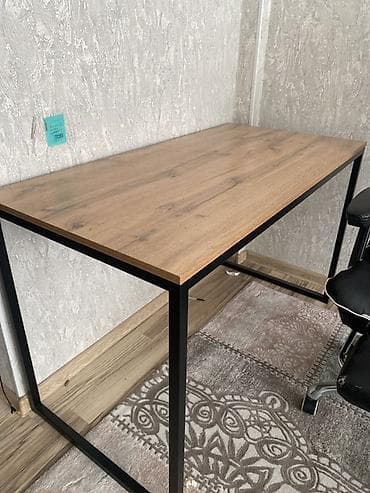 Письменный/компьютерный стол в современном стиле лофт. - Столешница