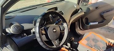 210 mers: Chevrolet Spark: 2012 г., 0.1 л, Автомат, Бензин, Хэтчбэк — 8