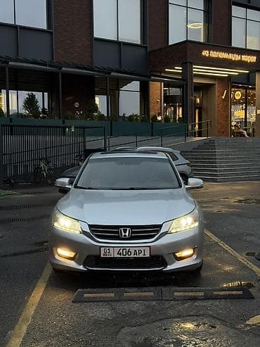 Транспорт: Honda Accord: 2015 г., 2.4 л, Вариатор, Бензин, Седан — 5