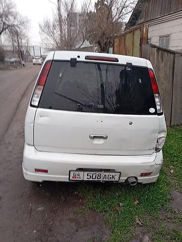 фиат сейченто: Компактный пятидверный хэтчбек/минивэн белого цвета. Основные — 2