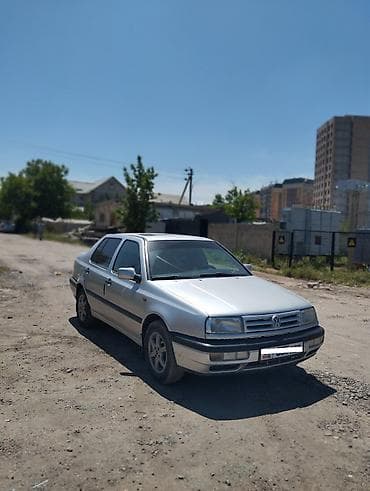 вента: Volkswagen Vento: 1995 г., 1.8 л, Механика, Бензин, Седан — 4