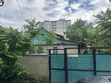 за сколько можно продать дом: 80 м², 5 комнат, Парковка — 2