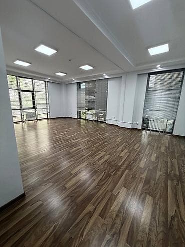 flat kant: Аренда офисов, 666 м², В бизнес центре — 2