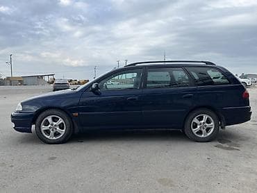 Toyota Avensis: 2002 г., 2 л, Автомат, Бензин, Универсал — 3