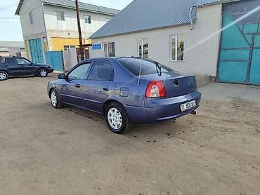 Daewoo: Daewoo Nubira: 2003 г., 1.6 л, Механика, Бензин, Седан — 5