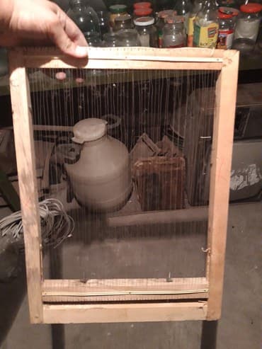 оборудование для корма: Для пчеловодов для вывода пчелинного яда — 1