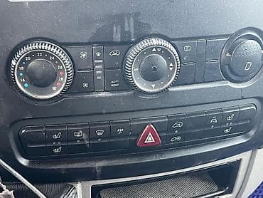 бампера 210: Легкий грузовик, Mercedes-Benz, Дубль, 3 т, Б/у — 10