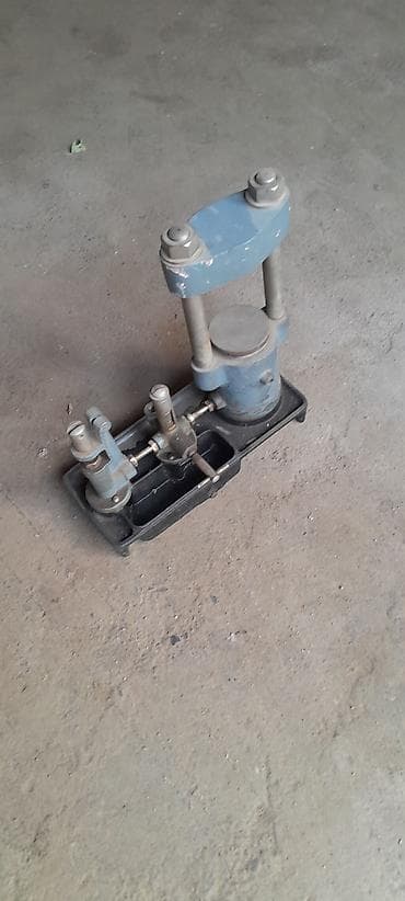 Пресс станок без ЧПУ, Гидравлический