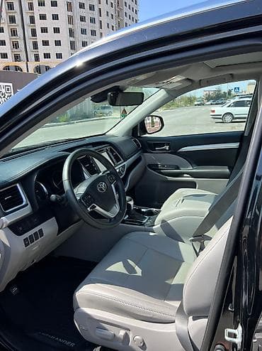 lc 300: Toyota Highlander: 2019 г., 3.5 л, Автомат, Гибрид, Внедорожник — 8