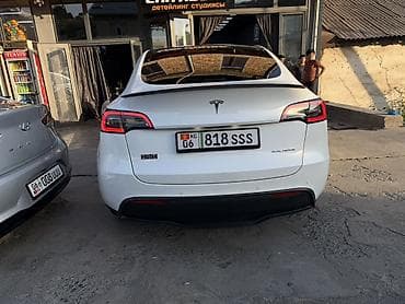 Tesla: Tesla Model Y: 2022 г., Электромобиль, Кроссовер — 7