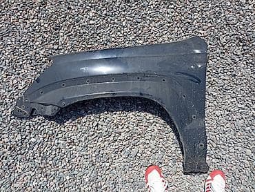 Крыло Переднее левое Lexus, 2004 г.