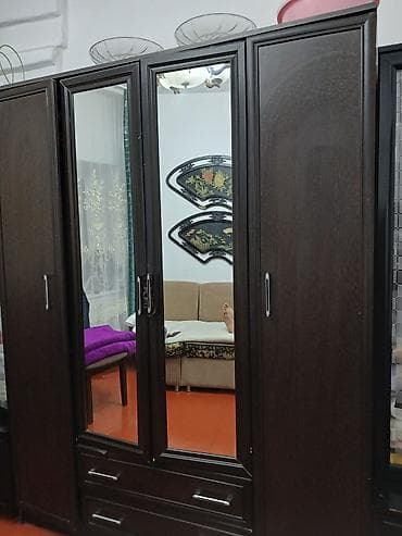 камод с зеркалами: Шифоньер, шкаф для одежды, Прямой, Дерево — 1